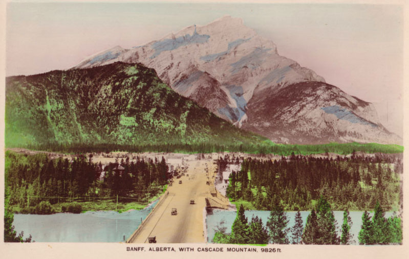 eCascade-Mountain,-Alberta-